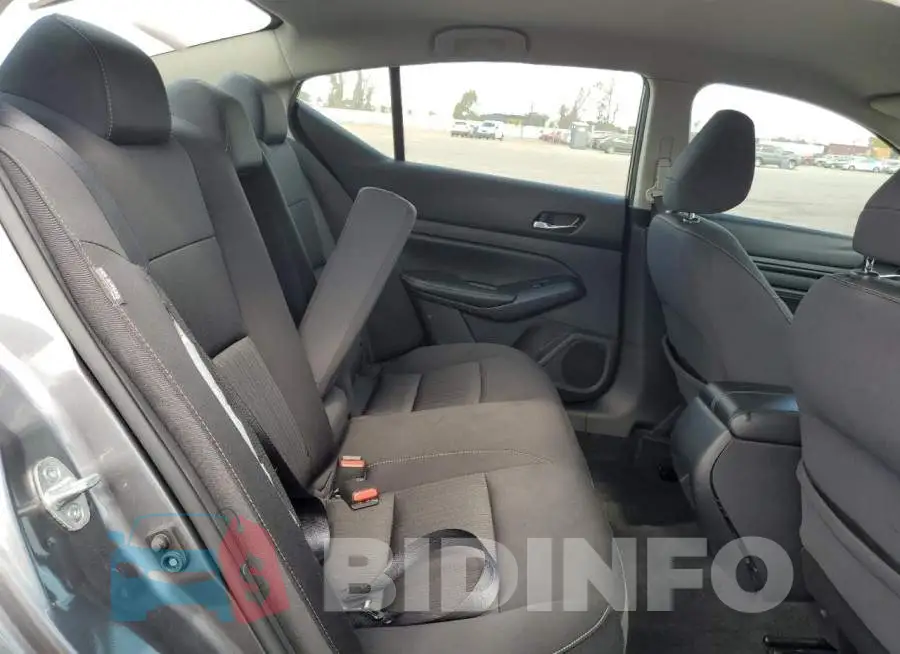 1N4BL4BV7KC256238 Photo# 10