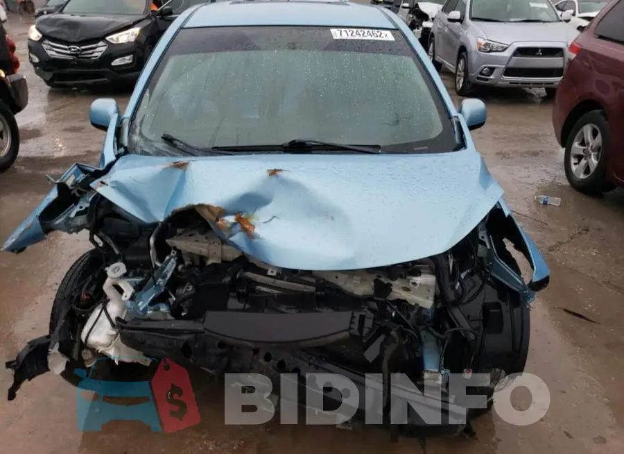 3N1CE2CP0EL417103 Photo# 7