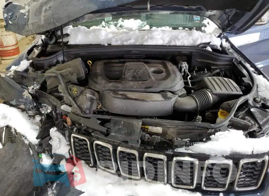 1C4RJFBG2LC138076 Photo# 12