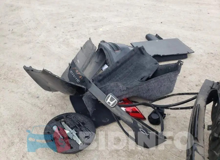 19XFC1F76HE019988 Photo# 12