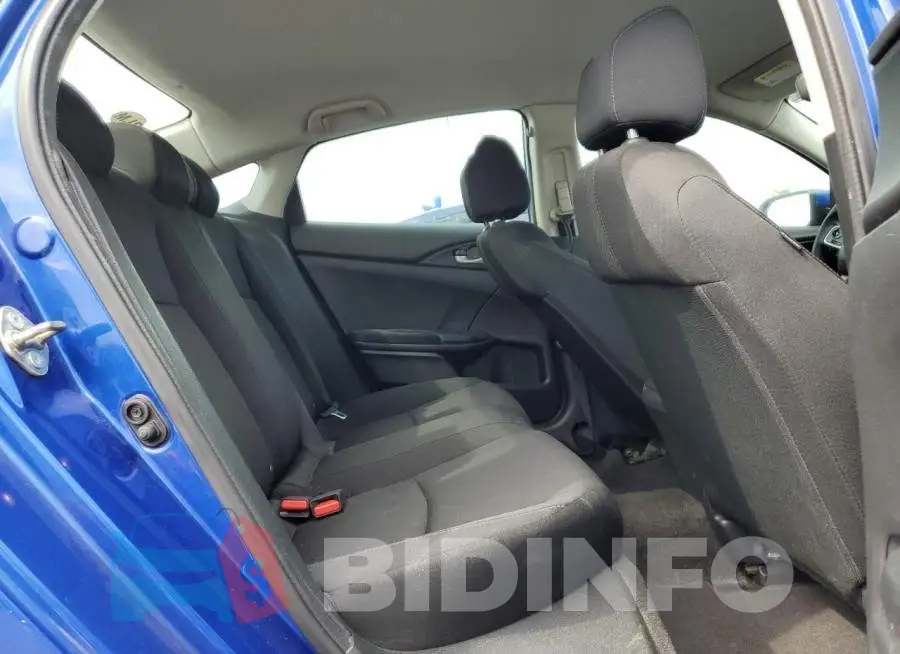19XFC2F50GE025174 Photo# 10