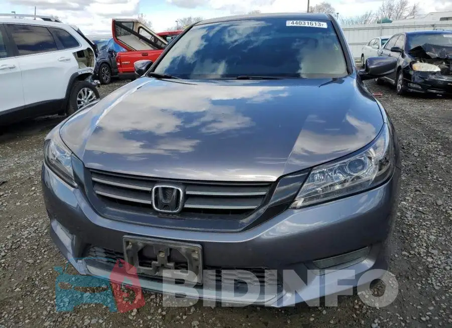 1HGCR2F57EA276647 Photo# 5