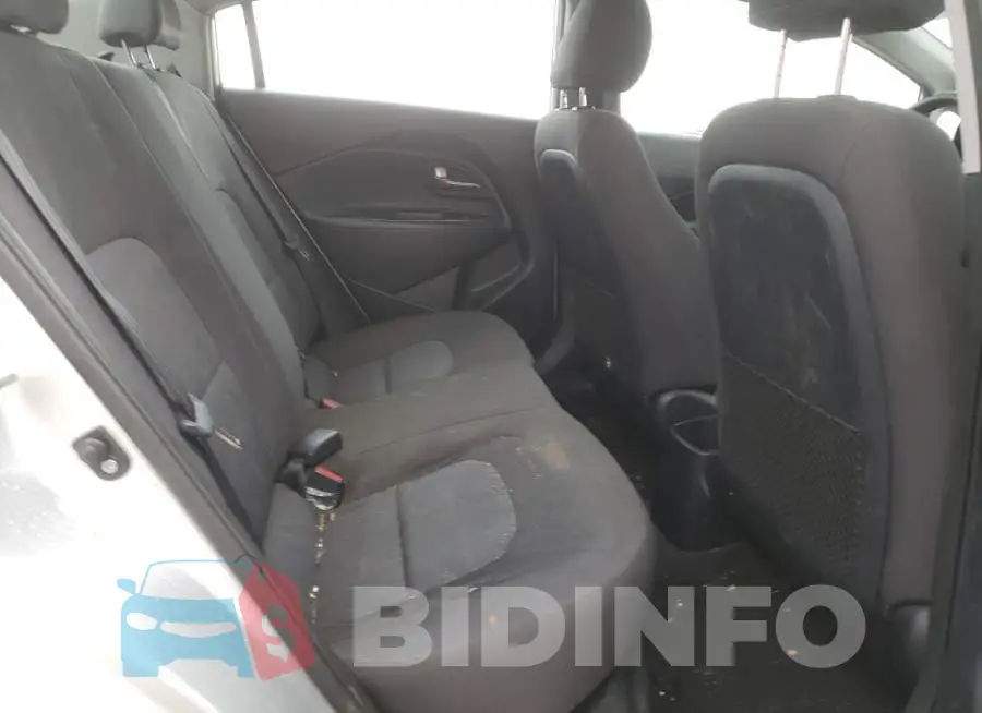 KNADM4A32F6426152 Photo# 10