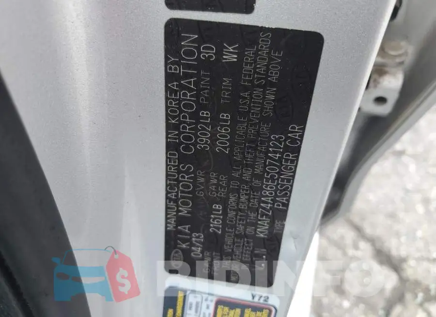 KNAFZ4A86E5074123 Photo# 12
