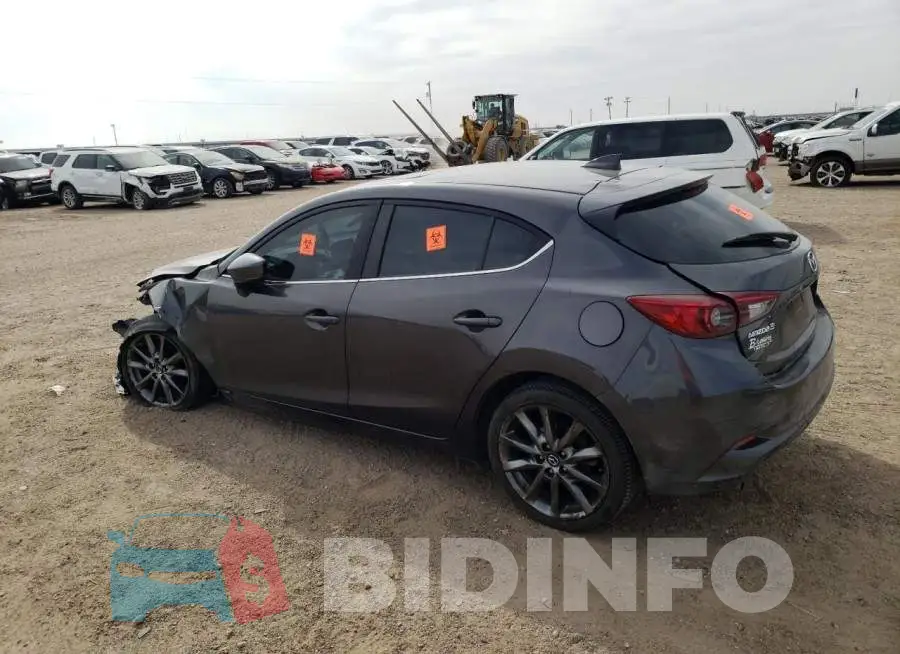 3MZBN1L37JM168817 Photo# 2