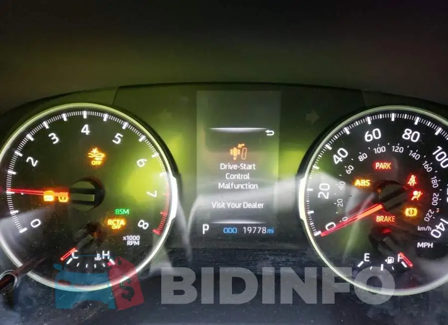 2T3A1RFV8MC241008 Photo# 9