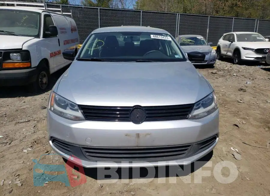 3VW1K7AJ8EM320313 Photo# 5