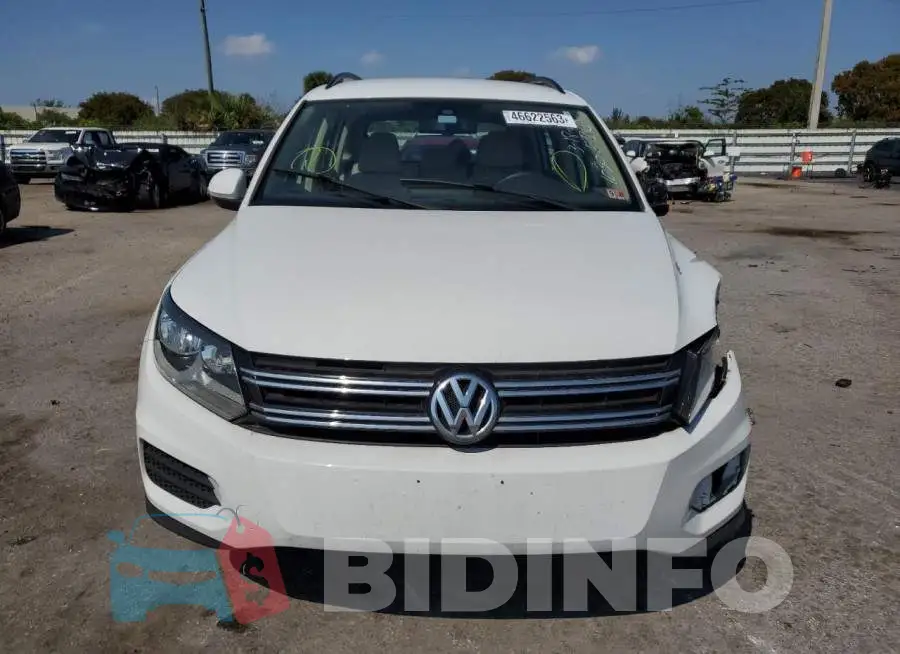 WVGAV7AX3GW601030 Photo# 5