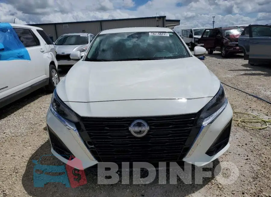 1N4BL4BV2PN315904 Photo# 5