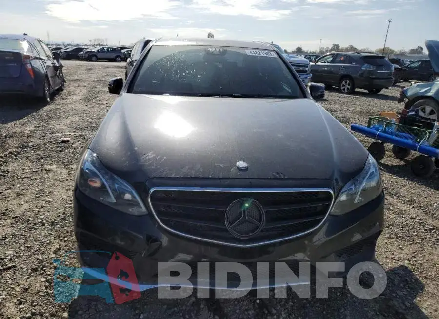 WDDHF5KB1EB010079 Photo# 5