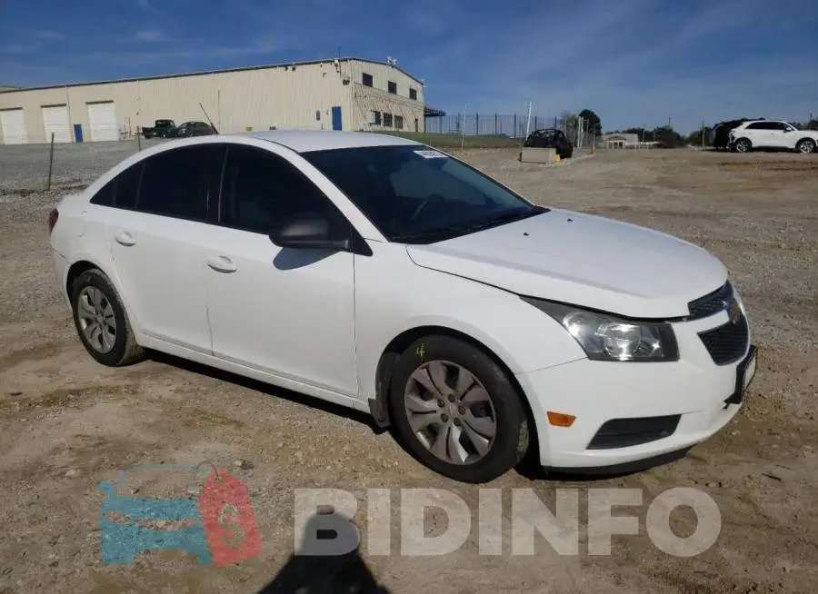 1G1PA5SG5E7144623 Photo# 4