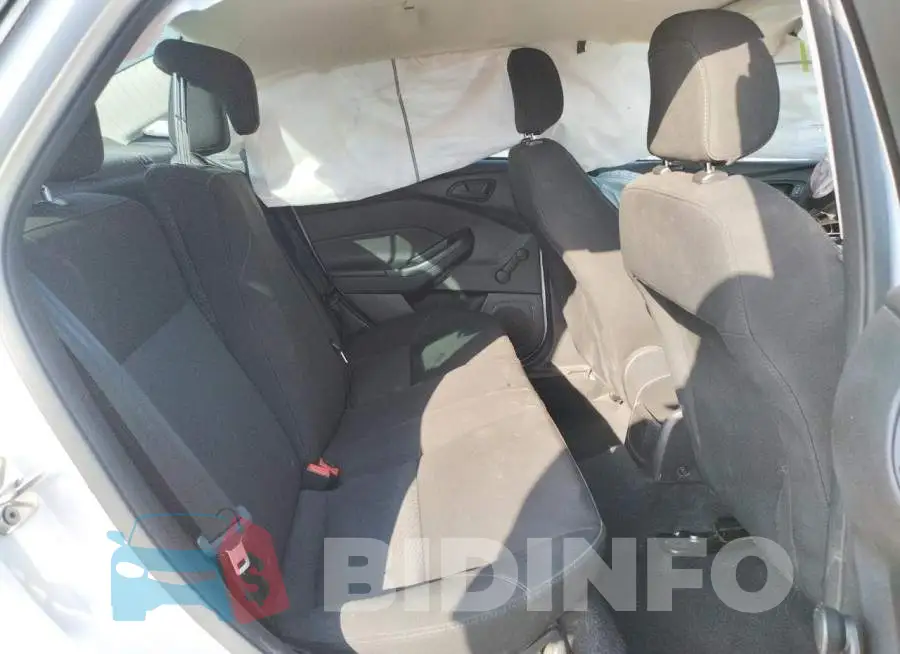 1FADP3E23JL277529 Photo# 6
