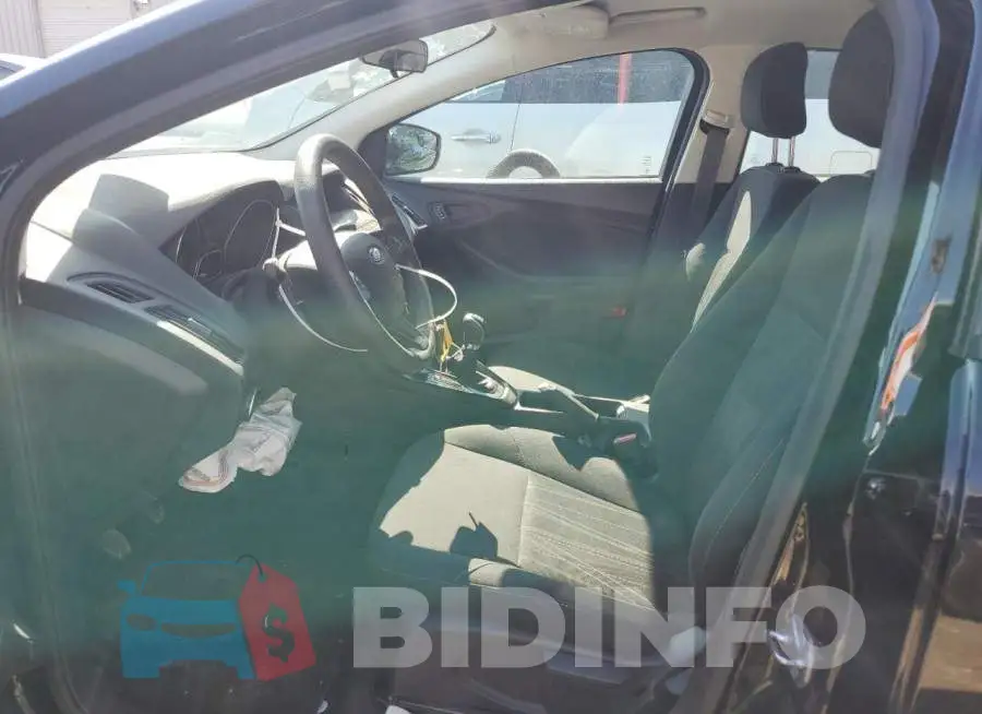 1FADP3E26JL319062 Photo# 7