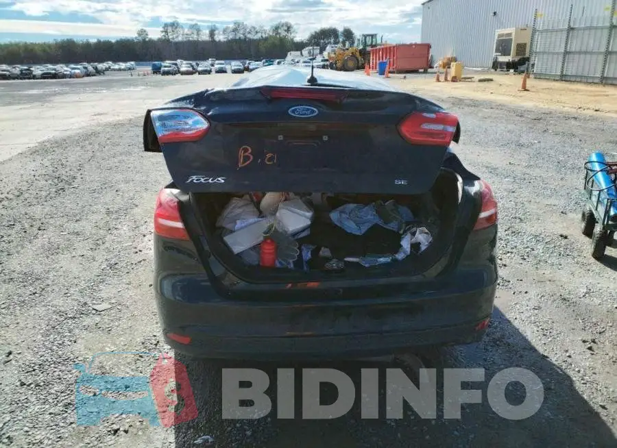 1FADP3F21JL288222 Photo# 6