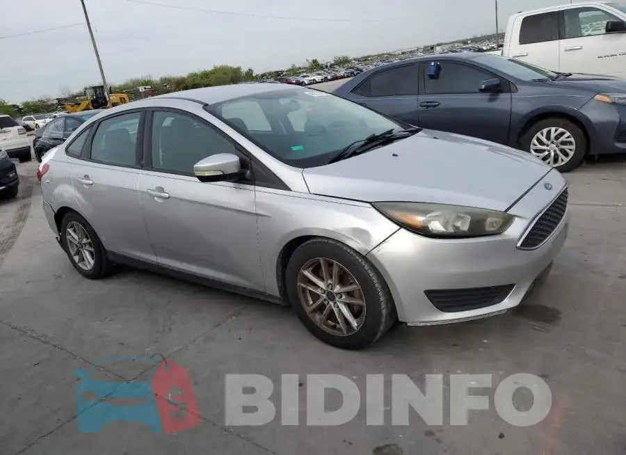 1FADP3F24GL288014 Photo# 4
