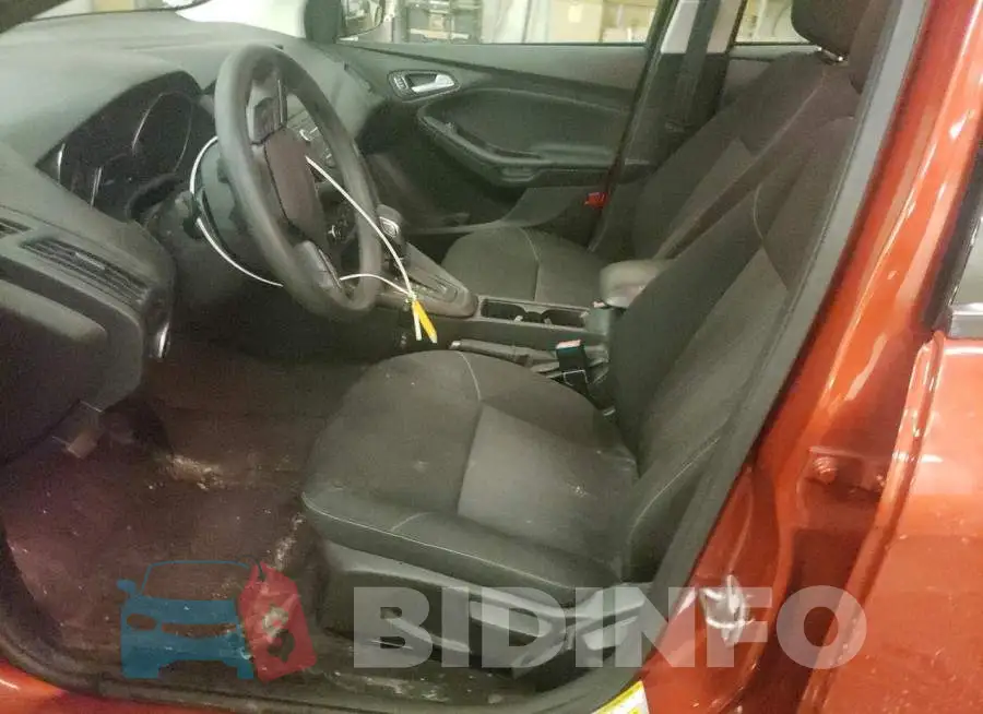 1FADP3F2XJL246700 Photo# 7