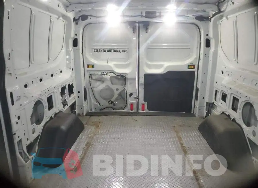 1FTNE1ZM8FKB31645 Photo# 10