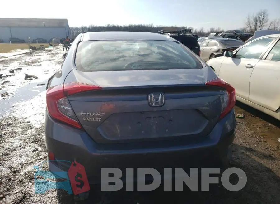 19XFC2F52HE076418 Photo# 6