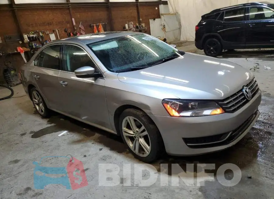 1VWBN7A31EC007179 Photo# 4