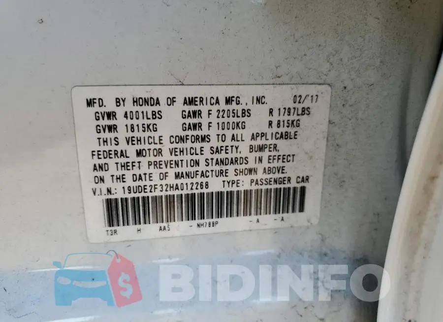19UDE2F32HA012268 Photo# 12