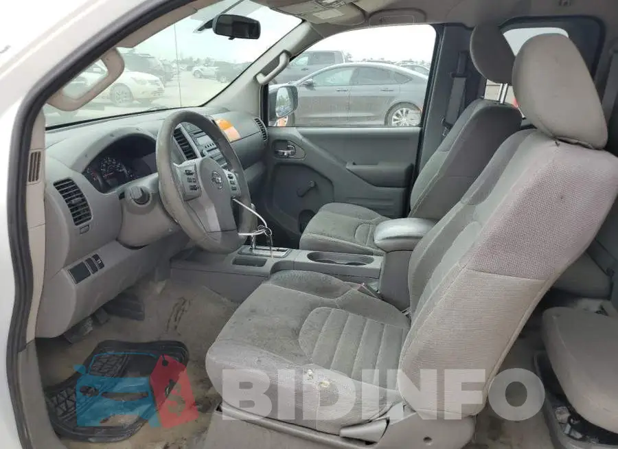 1N6BD0CT6GN738818 Photo# 7