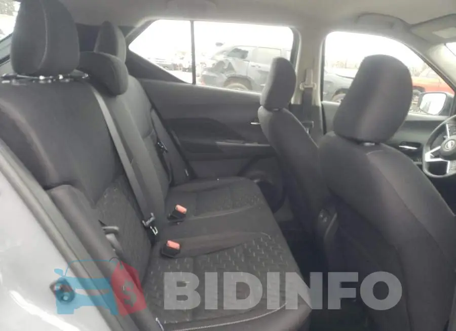 3N1CP5CV9PL482576 Photo# 10
