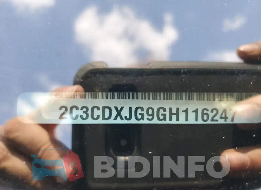 2C3CDXJG9GH116247 Photo# 12