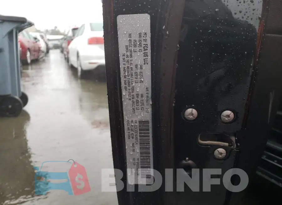 2C3CDZBT4KH587514 Photo# 12