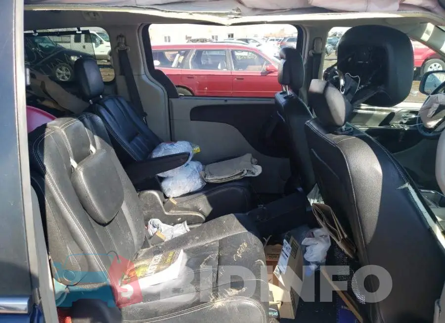 2C4RC1BGXGR112920 Photo# 11