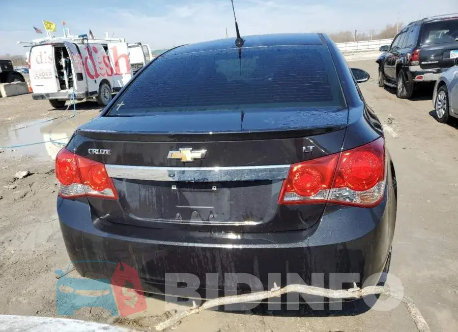 1G1PC5SB0E7176183 Photo# 6
