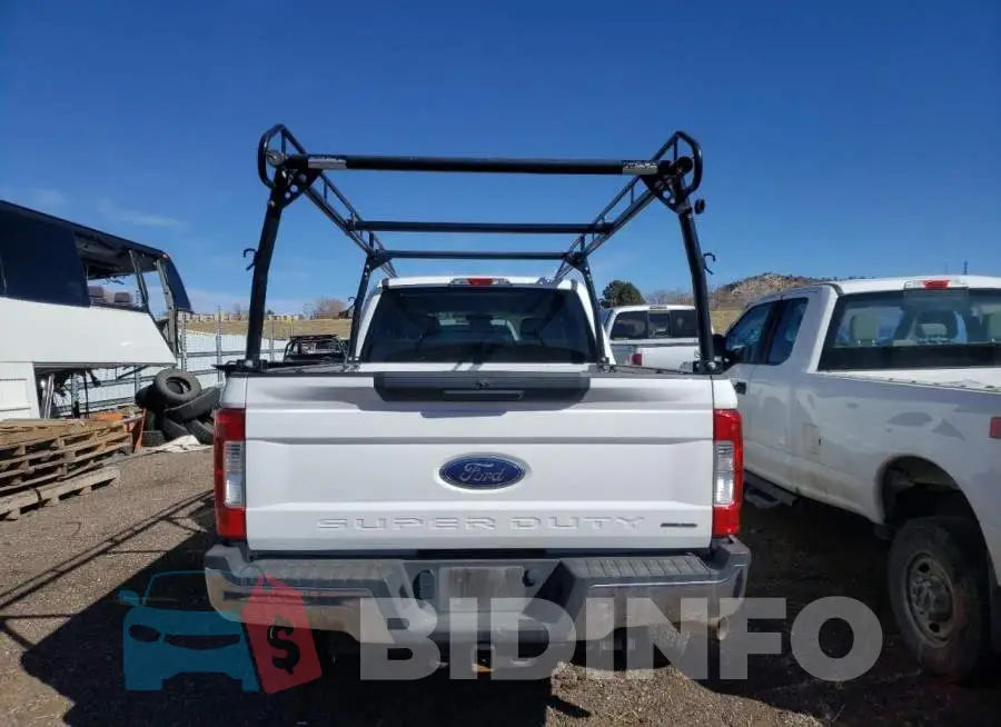 1FT7X2B64KEC43713 Photo# 6
