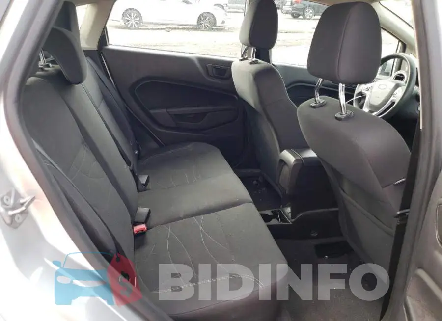 3FADP4EJXKM147633 Photo# 10