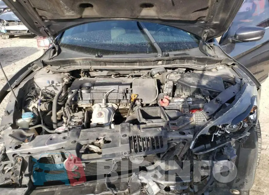 1HGCR2F5XEA150928 Photo# 11