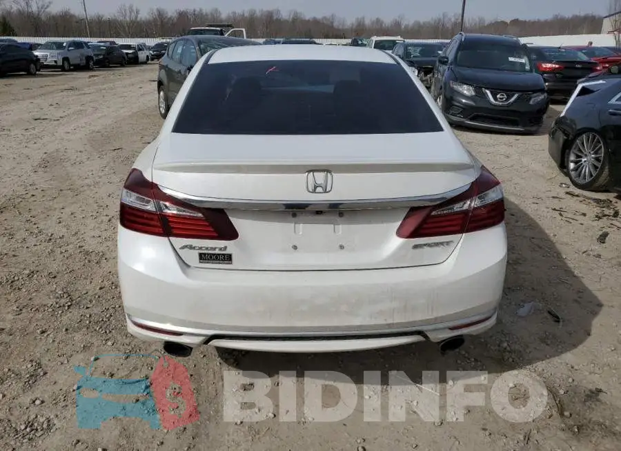 1HGCR2F60GA172528 Photo# 6