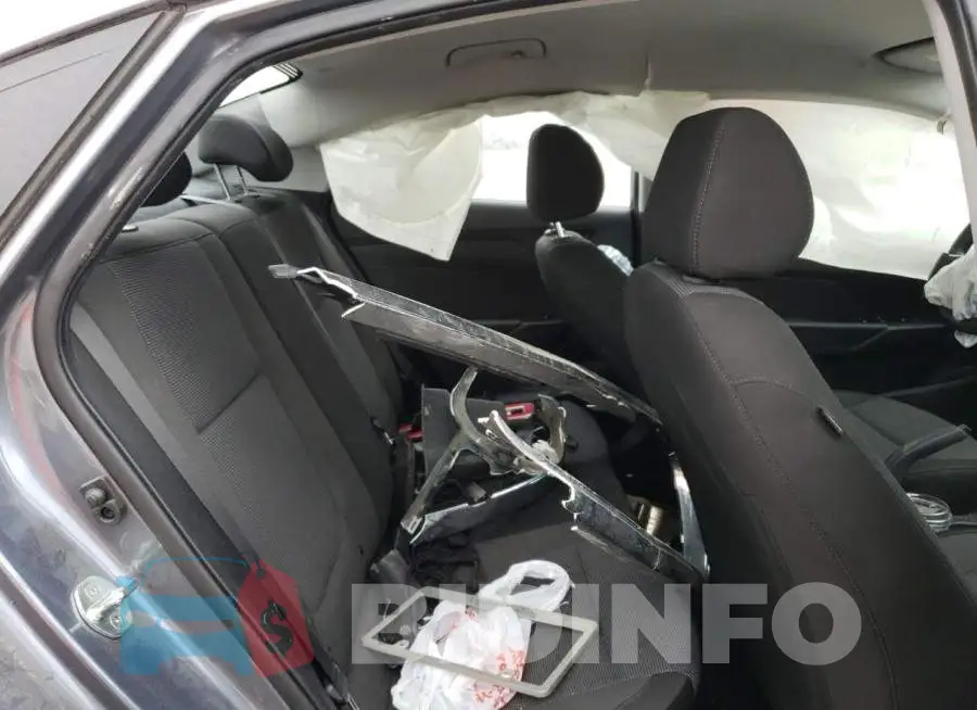 3KPC24A3XKE044962 Photo# 10