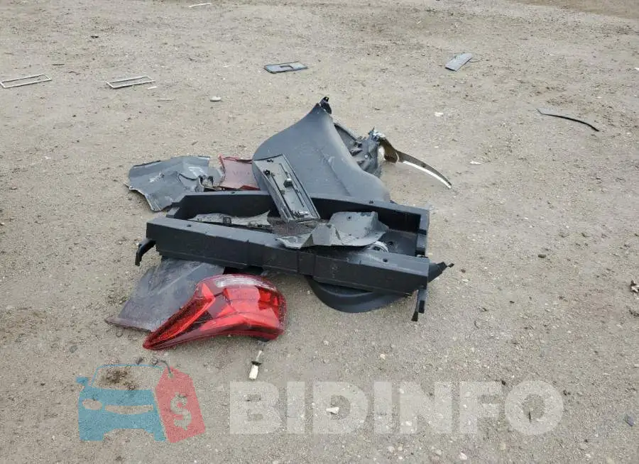 JA4AD3A32GZ012895 Photo# 13