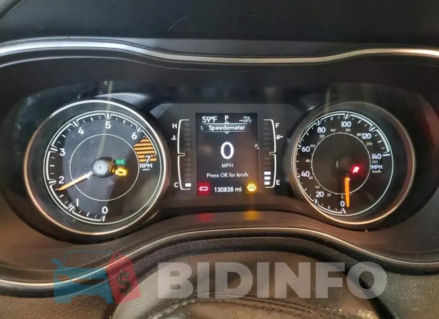 1C4PJLCBXKD109944 Photo# 9