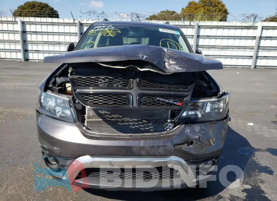 3C4PDCGB5HT607862 Photo# 5