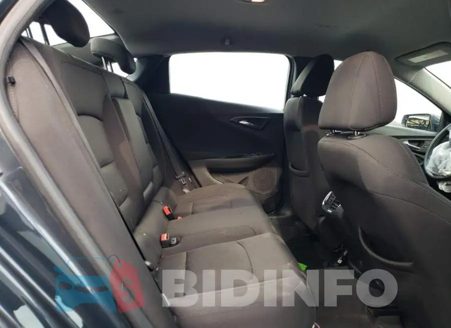 1G1ZD5ST6KF143026 Photo# 10