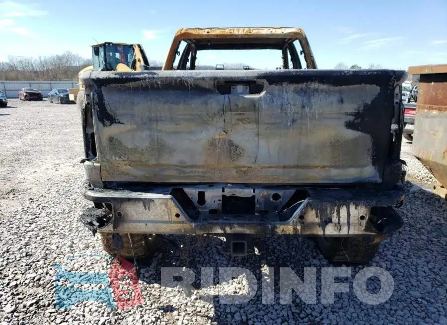 1GC4YNE73LF111138 Photo# 6