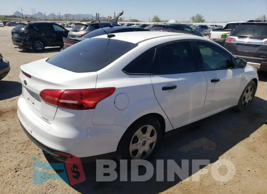 1FADP3E26GL380324 Photo# 3