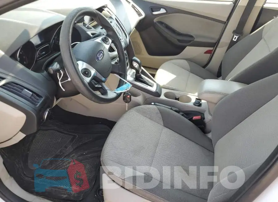 1FADP3K28EL210869 Photo# 7