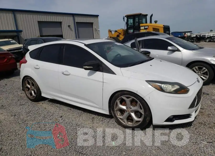1FADP3L98EL187136 Photo# 4