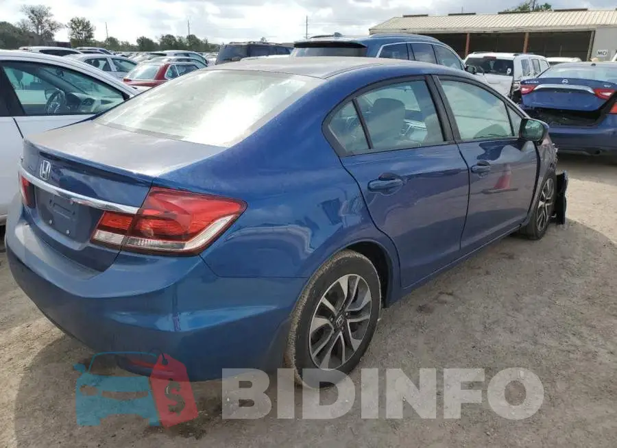 19XFB2F82FE020408 Photo# 3