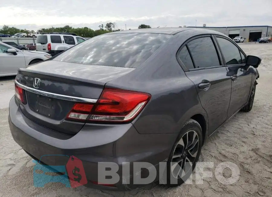 19XFB2F84FE055578 Photo# 3