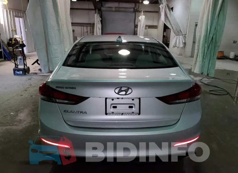KMHD84LF3HU203577 Photo# 6