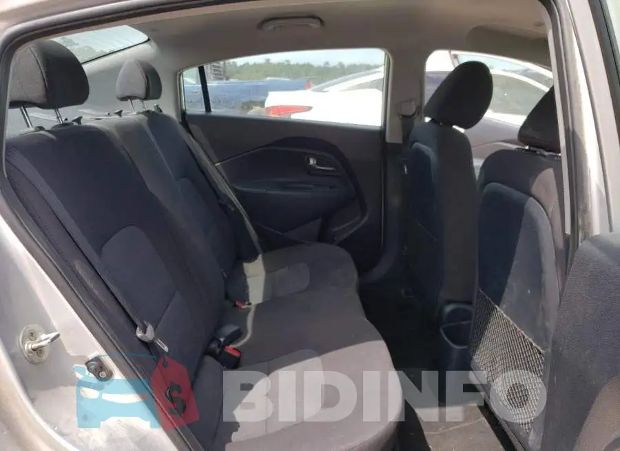 KNADM4A37G6641527 Photo# 10
