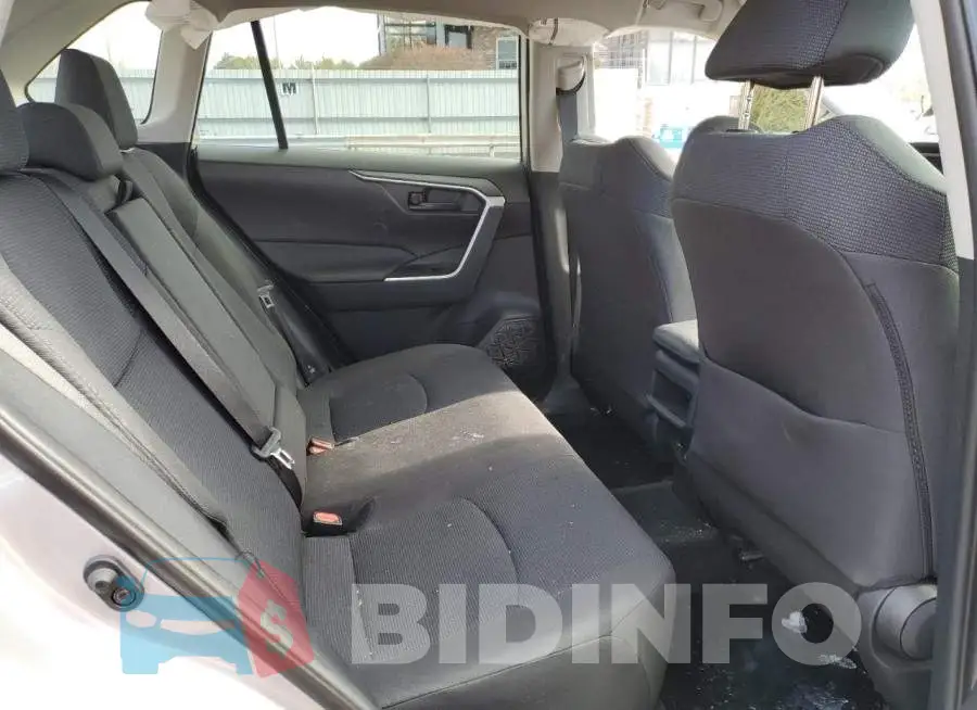 2T3F1RFV5MW161802 Photo# 11