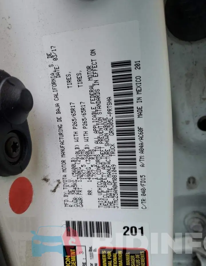 3TMCZ5AN0HM081049 Photo# 13