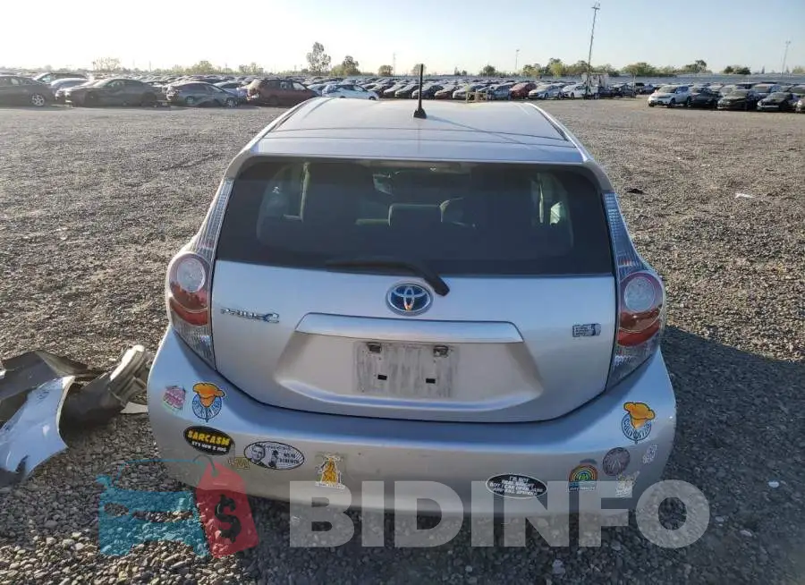 JTDKDTB36E1084347 Photo# 6